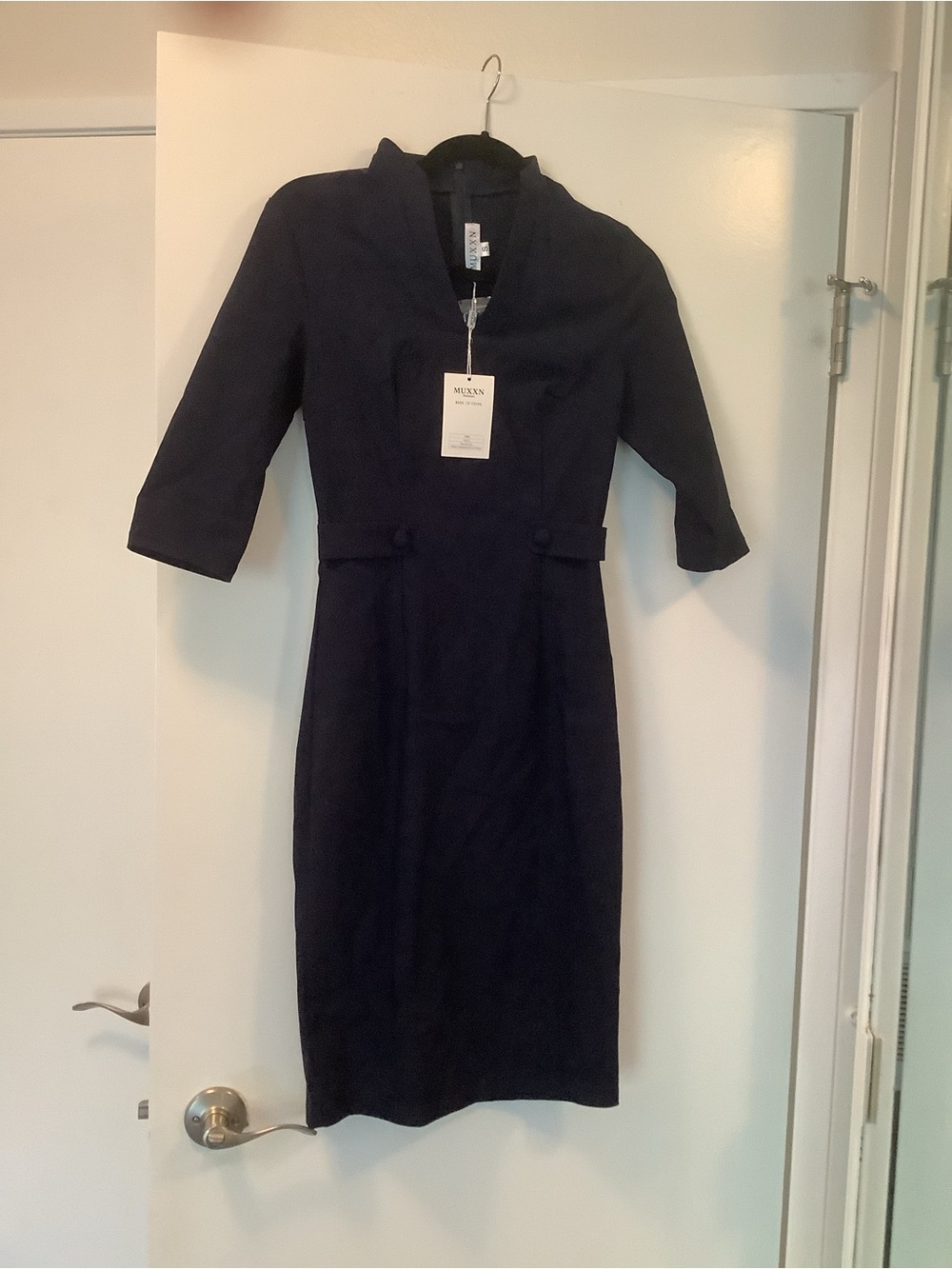Munnx Classic Navy Sheath Dress with Mandarin Collar, size S